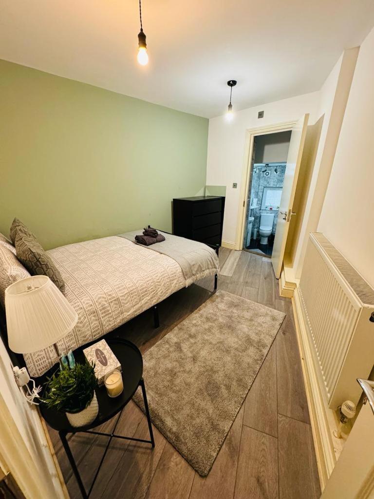 Willesden J Guest Home 4 Londra Exterior foto